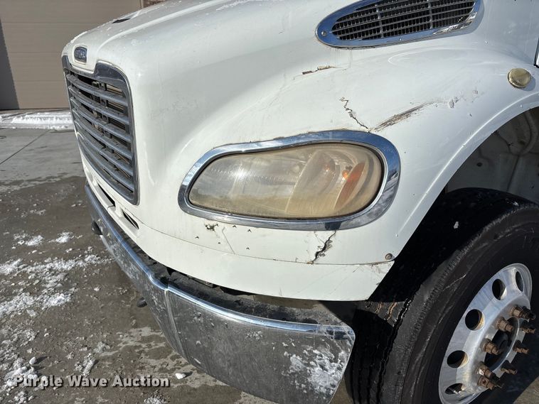 image for item FG1502 2013 Freightliner Business Class M2 dump truck