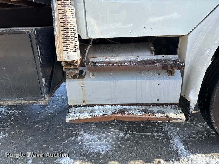 image for item FG1502 2013 Freightliner Business Class M2 dump truck