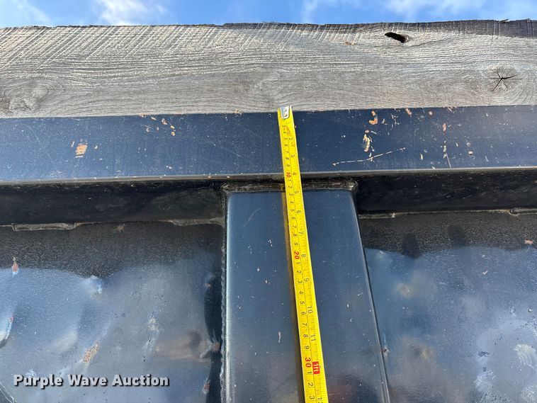 image for item FG1502 2013 Freightliner Business Class M2 dump truck