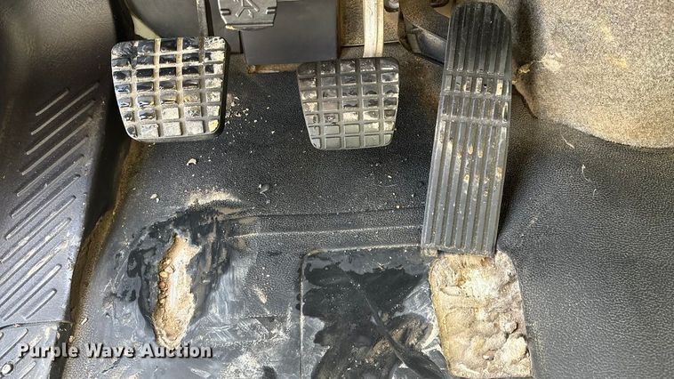 image for item FG1502 2013 Freightliner Business Class M2 dump truck