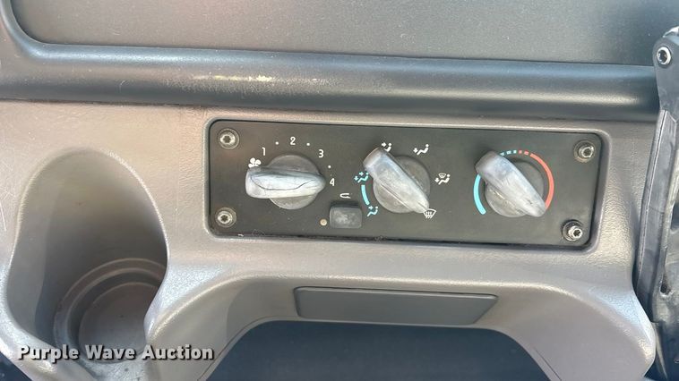 image for item FG1502 2013 Freightliner Business Class M2 dump truck