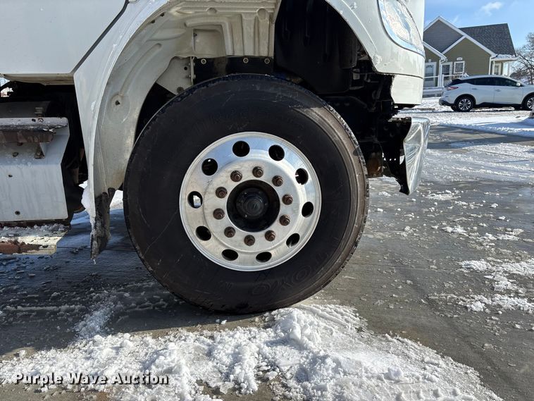 image for item FG1502 2013 Freightliner Business Class M2 dump truck