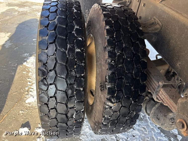 image for item FG1502 2013 Freightliner Business Class M2 dump truck