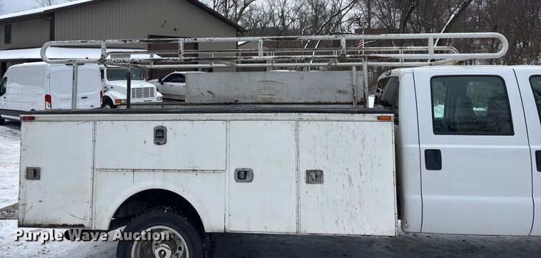 image for item FG1504 2008 Ford F550 Super Duty utility / service truck
