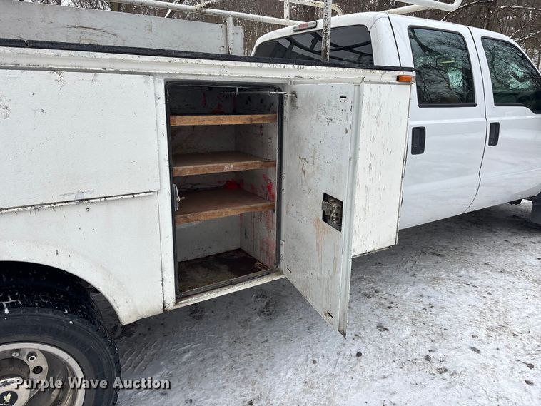 image for item FG1504 2008 Ford F550 Super Duty utility / service truck