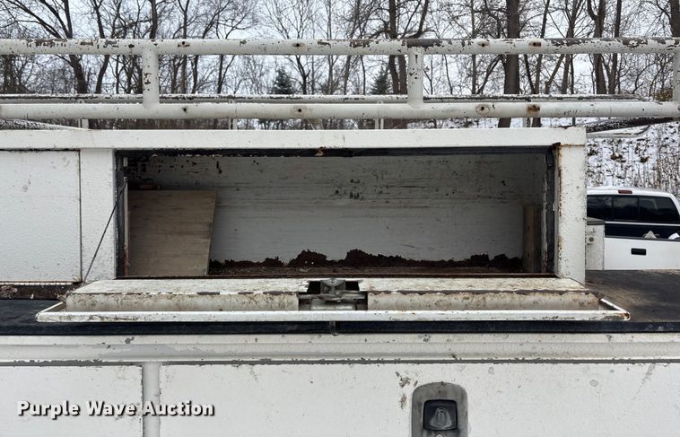 image for item FG1504 2008 Ford F550 Super Duty utility / service truck