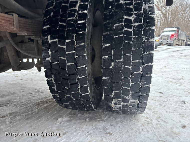 image for item FG1504 2008 Ford F550 Super Duty utility / service truck