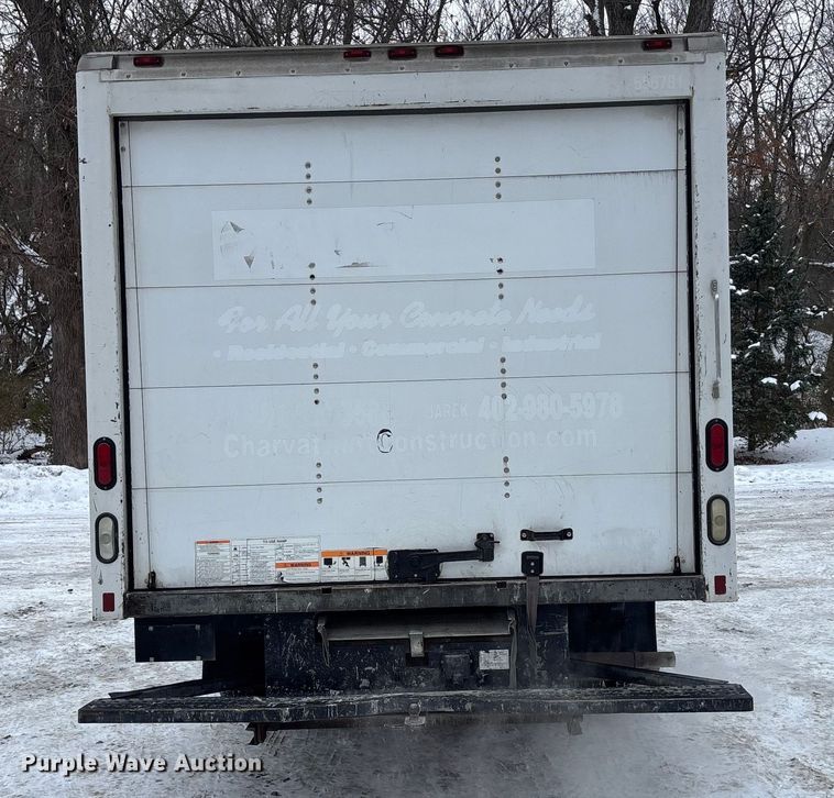 image for item FG1505 2005 Ford E350 box truck