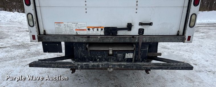 image for item FG1505 2005 Ford E350 box truck