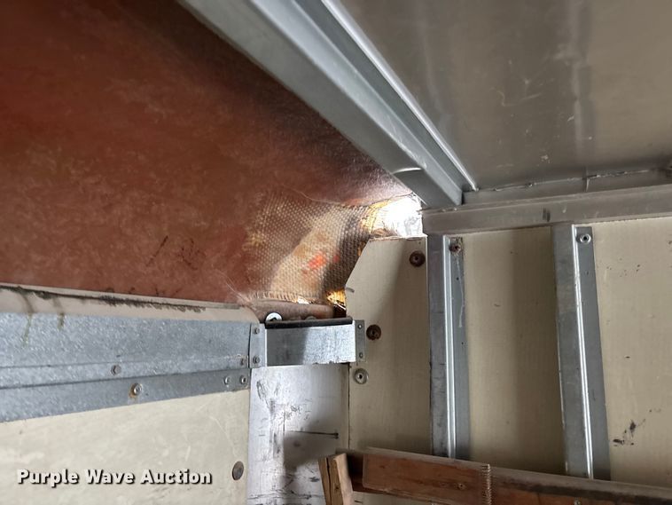 image for item FG1505 2005 Ford E350 box truck