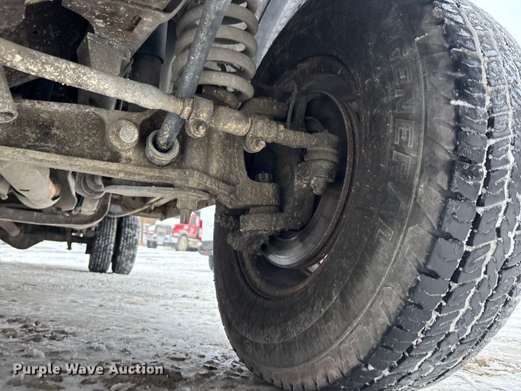 image for item FG1505 2005 Ford E350 box truck