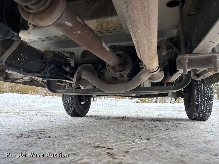 image for item FG1505 2005 Ford E350 box truck