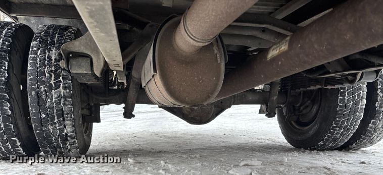 image for item FG1505 2005 Ford E350 box truck