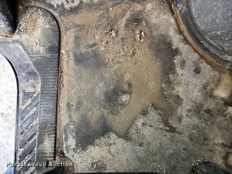 image for item FG1505 2005 Ford E350 box truck