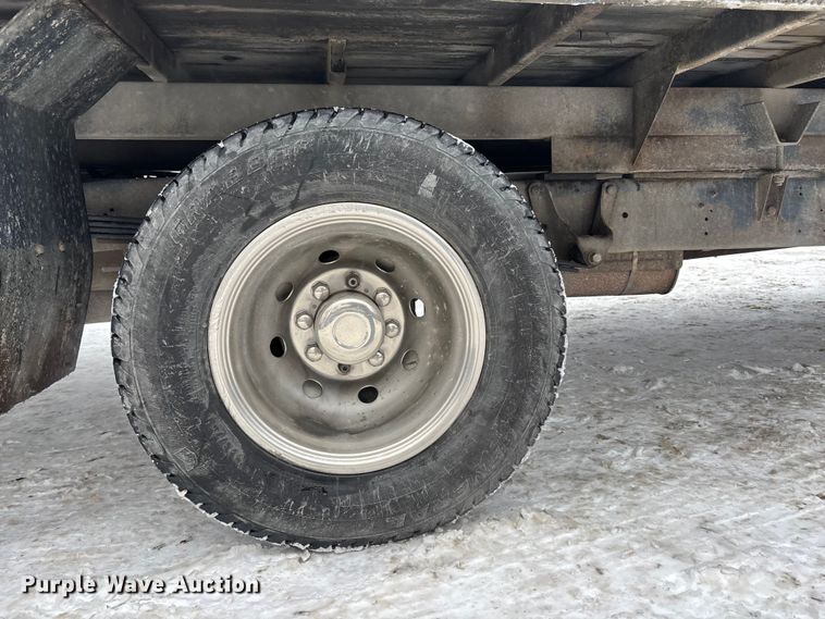 image for item FG1505 2005 Ford E350 box truck