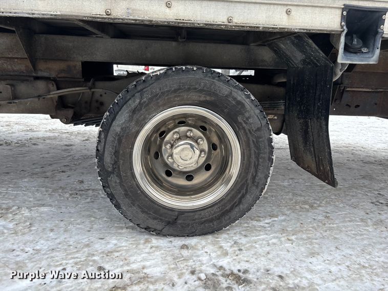 image for item FG1505 2005 Ford E350 box truck