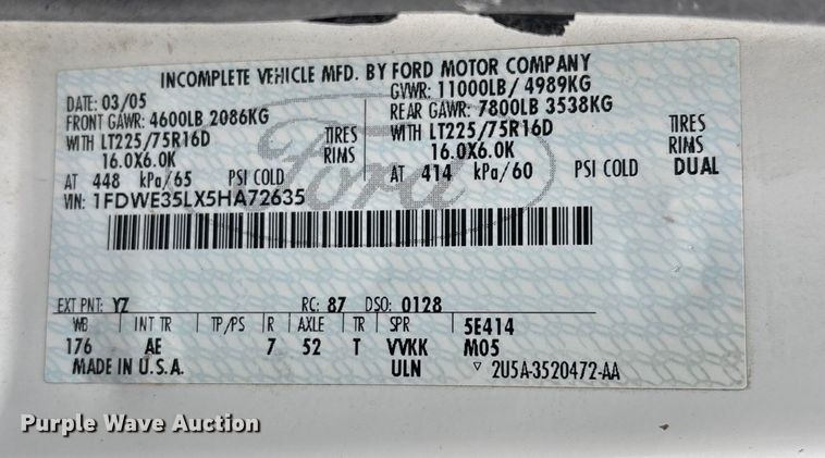 image for item FG1505 2005 Ford E350 box truck