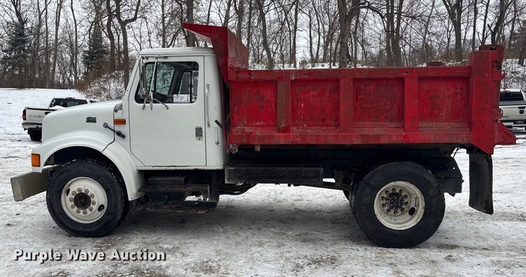 image for item FG1506 1996 International 4700 dump truck