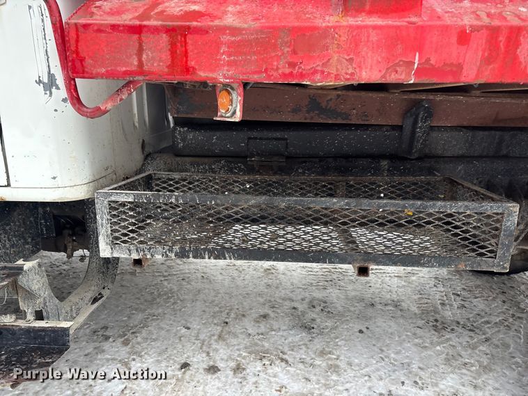 image for item FG1506 1996 International 4700 dump truck