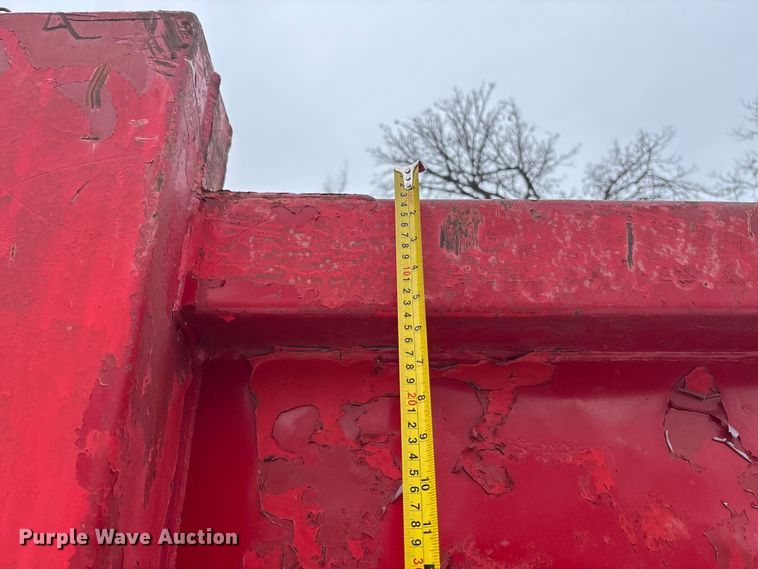 image for item FG1506 1996 International 4700 dump truck