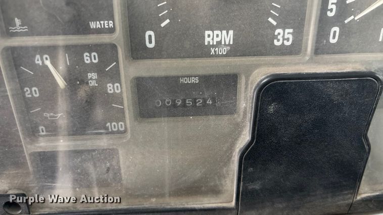 image for item FG1506 1996 International 4700 dump truck