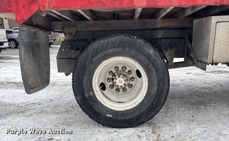 image for item FG1506 1996 International 4700 dump truck