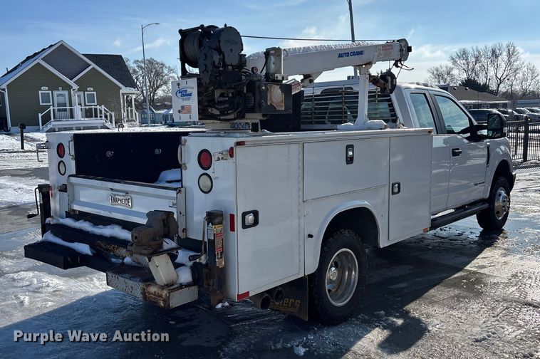 image for item FG1507 2017 Ford F350 SuperCab utility bed pickup truck