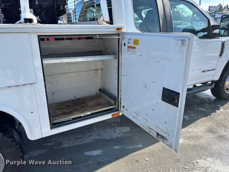 image for item FG1507 2017 Ford F350 SuperCab utility bed pickup truck