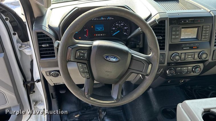 image for item FG1507 2017 Ford F350 SuperCab utility bed pickup truck