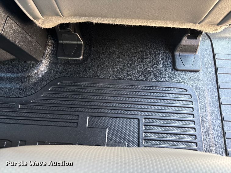 image for item FG1507 2017 Ford F350 SuperCab utility bed pickup truck