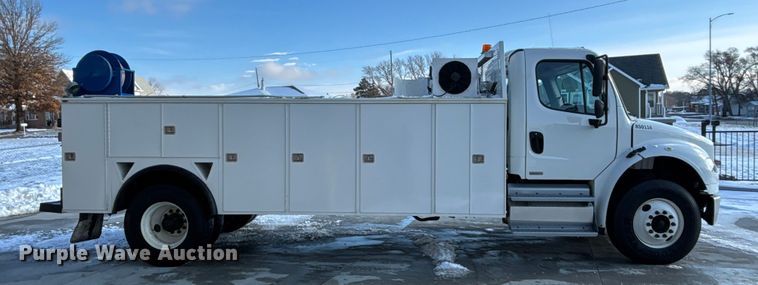 image for item FG1508 2011 Freightliner Business Class M2 utility / service truck