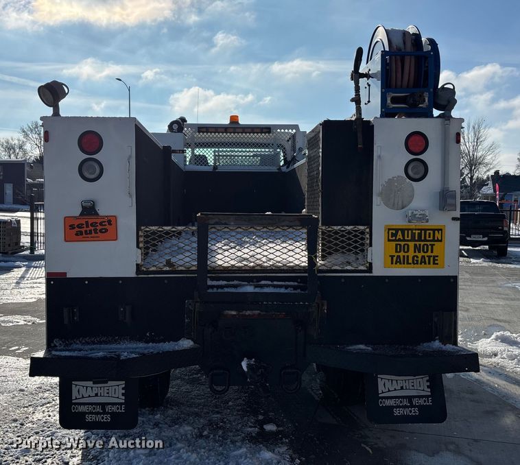 image for item FG1508 2011 Freightliner Business Class M2 utility / service truck