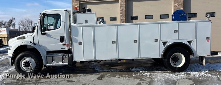 image for item FG1508 2011 Freightliner Business Class M2 utility / service truck