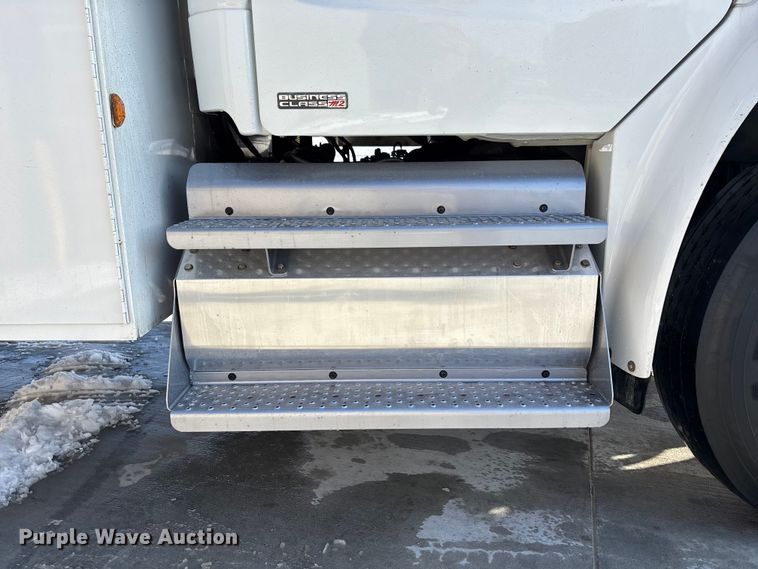 image for item FG1508 2011 Freightliner Business Class M2 utility / service truck