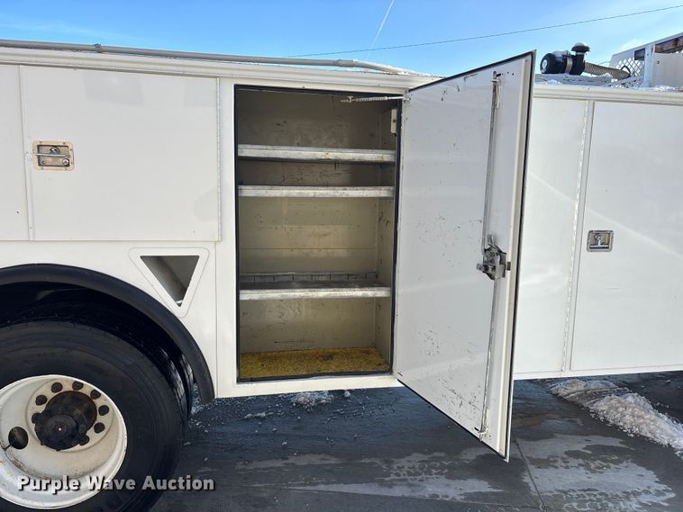 image for item FG1508 2011 Freightliner Business Class M2 utility / service truck