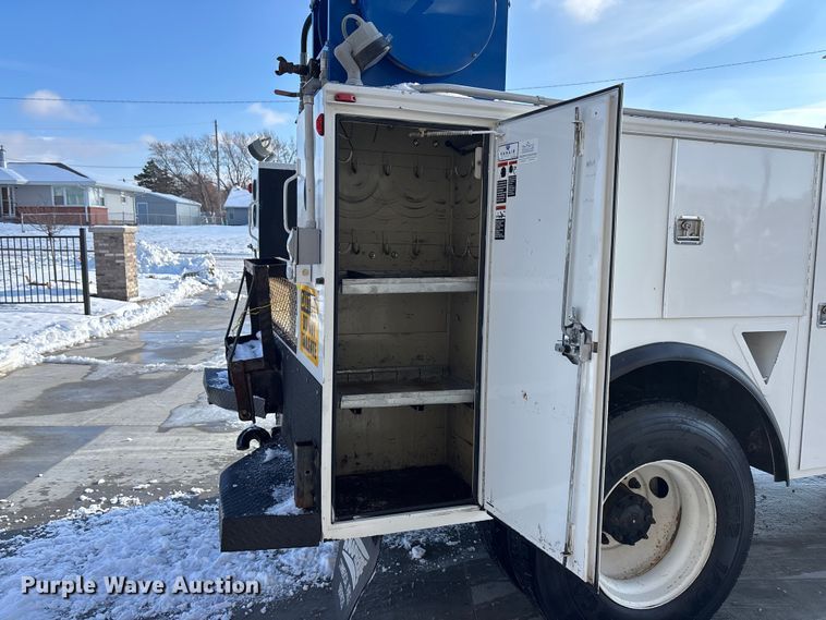 image for item FG1508 2011 Freightliner Business Class M2 utility / service truck