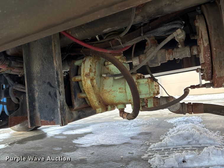 image for item FG1508 2011 Freightliner Business Class M2 utility / service truck