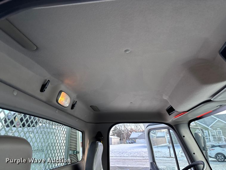 image for item FG1508 2011 Freightliner Business Class M2 utility / service truck