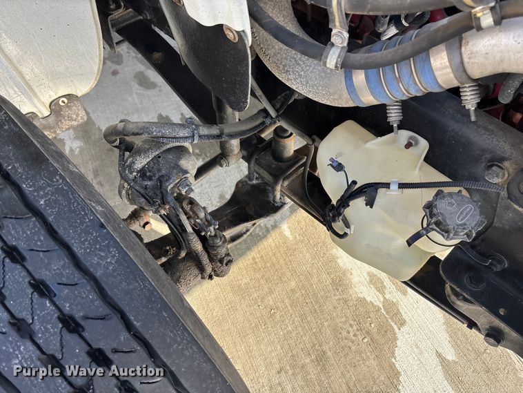 image for item FG1508 2011 Freightliner Business Class M2 utility / service truck