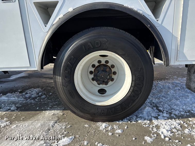 image for item FG1508 2011 Freightliner Business Class M2 utility / service truck