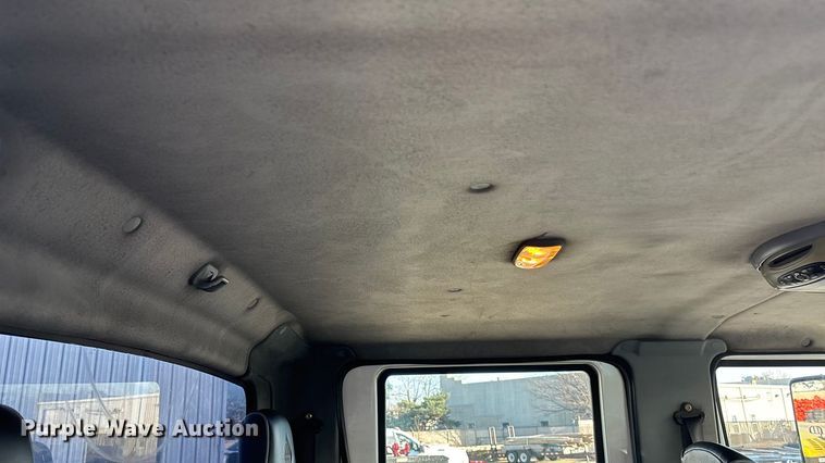 image for item FG1530 2007 International RX  Crew Cab truck