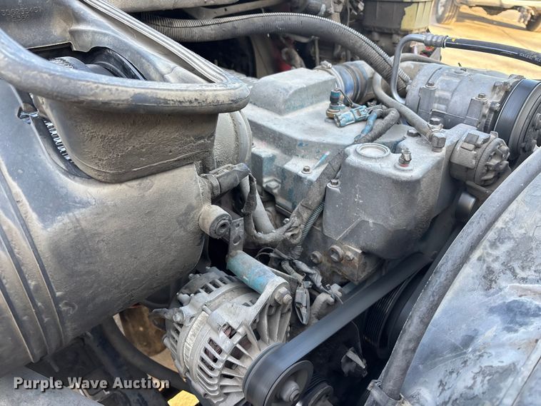 image for item FG1530 2007 International RX  Crew Cab truck