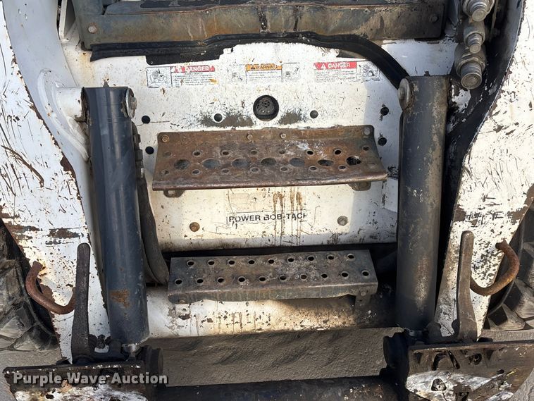 image for item FG1532 2006 Bobcat S250 skid steer loader