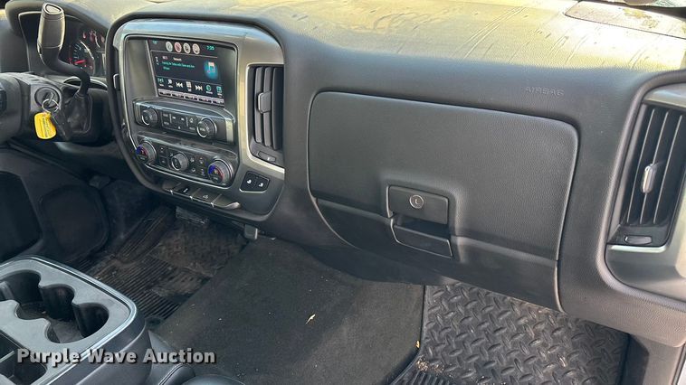 image for item FG1534 2016 Chevrolet Silverado 1500 LT Crew Cab pickup truck