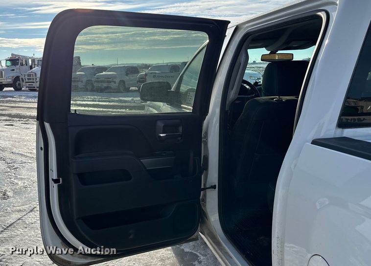 image for item FG1534 2016 Chevrolet Silverado 1500 LT Crew Cab pickup truck