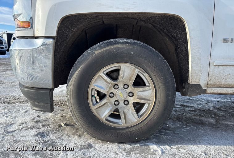 image for item FG1534 2016 Chevrolet Silverado 1500 LT Crew Cab pickup truck