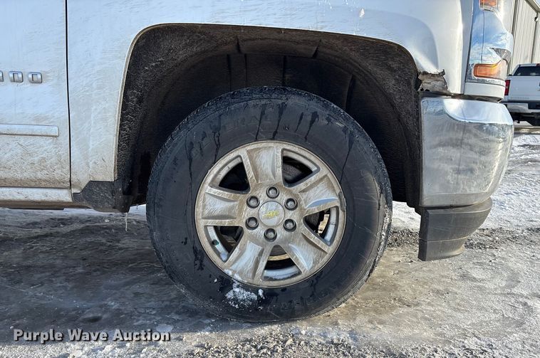 image for item FG1534 2016 Chevrolet Silverado 1500 LT Crew Cab pickup truck