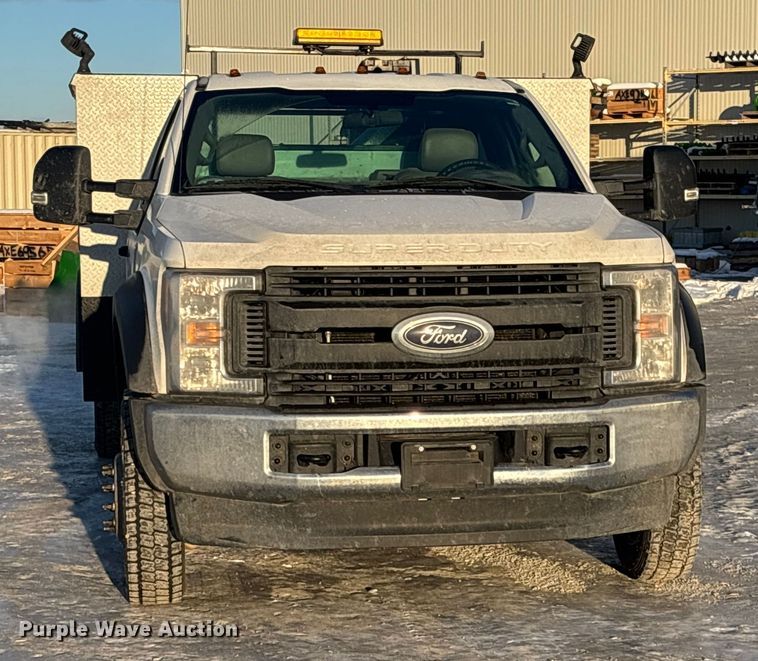 image for item FG1535 2017 Ford F550 utility / service truck