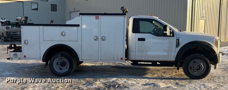 image for item FG1535 2017 Ford F550 utility / service truck