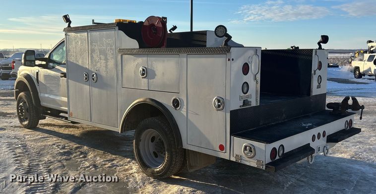 image for item FG1535 2017 Ford F550 utility / service truck